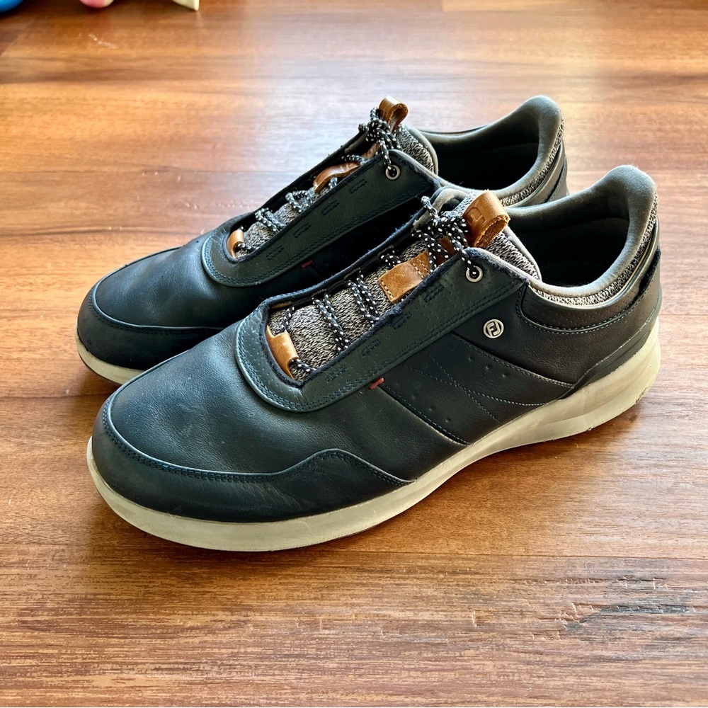 Footjoy FJ Stratos Spikeless Men’s Size 12 Wide Navy Blue Golf Shoes 50043